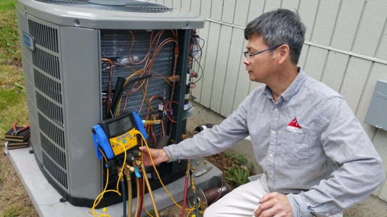 Heat Pump repair by technician